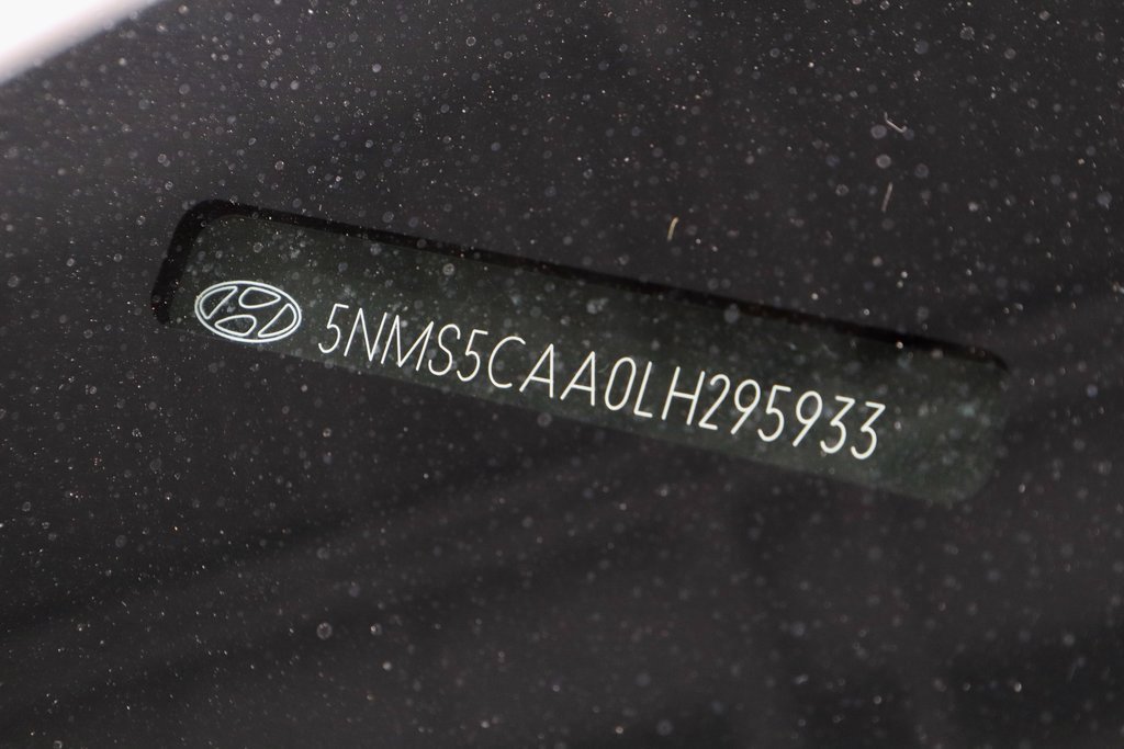 Used 2020 Hyundai Santa Fe Limited image 38