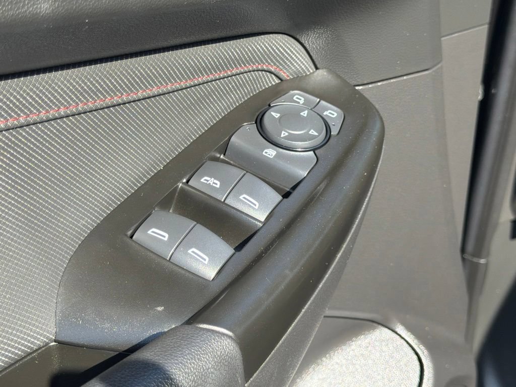 Used 2023 Chevrolet TrailBlazer RS FWD image 22