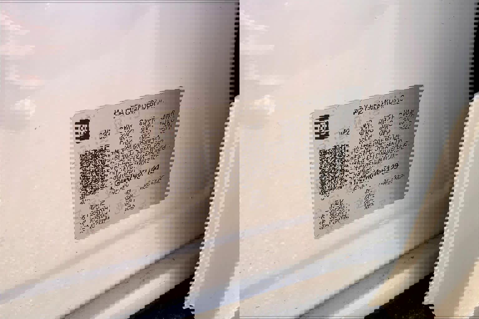 Used 2023 Chevrolet Traverse High Country image 37