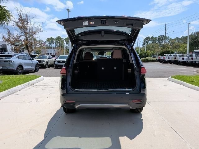 Used 2025 Toyota Grand Highlander AWD image 8