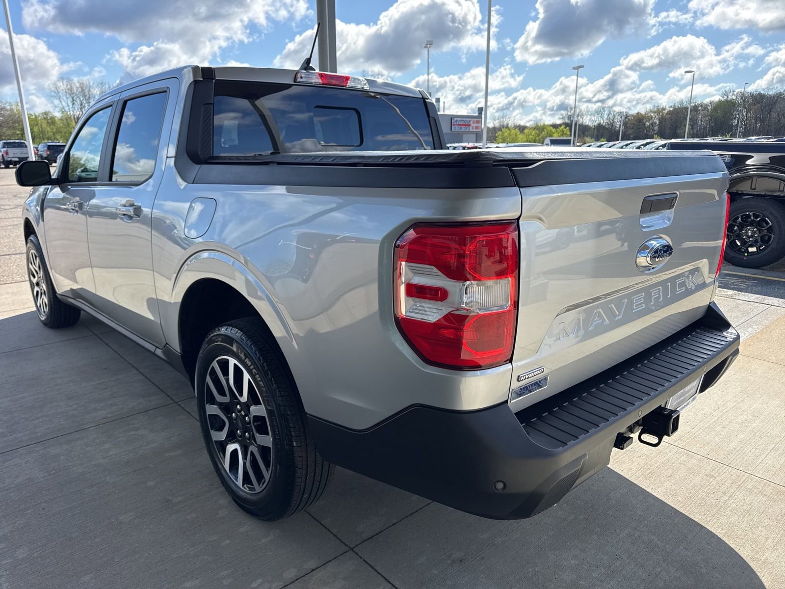 Certified 2024 Ford Maverick Lariat FWD image 5