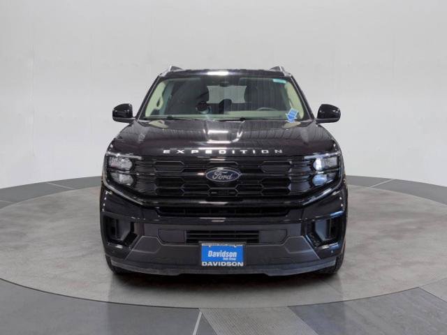 Certified 2025 Ford Expedition Active AWD/4WD image 11