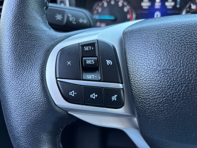 Certified 2022 Ford Explorer XLT w/ Equipment Group 202A AWD/4WD image 18