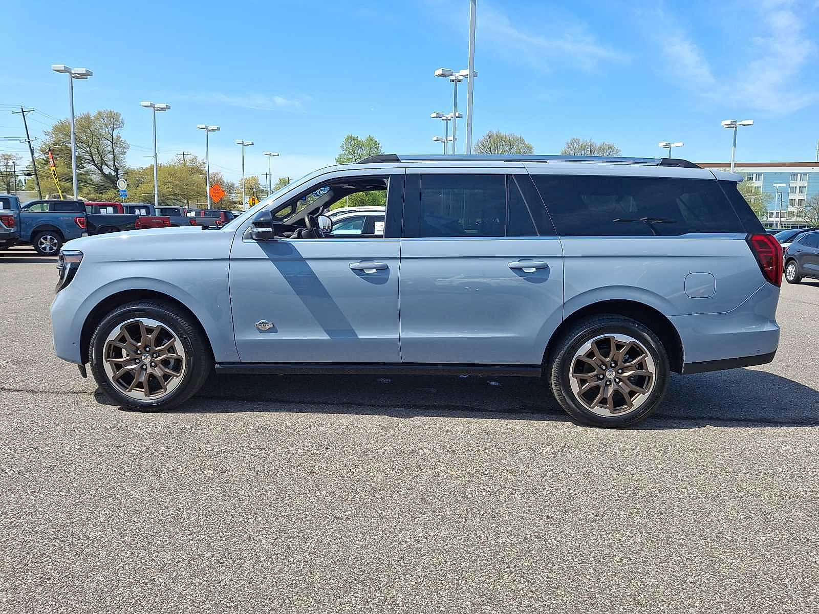 Certified 2025 Ford Expedition Max King Ranch AWD/4WD image 5