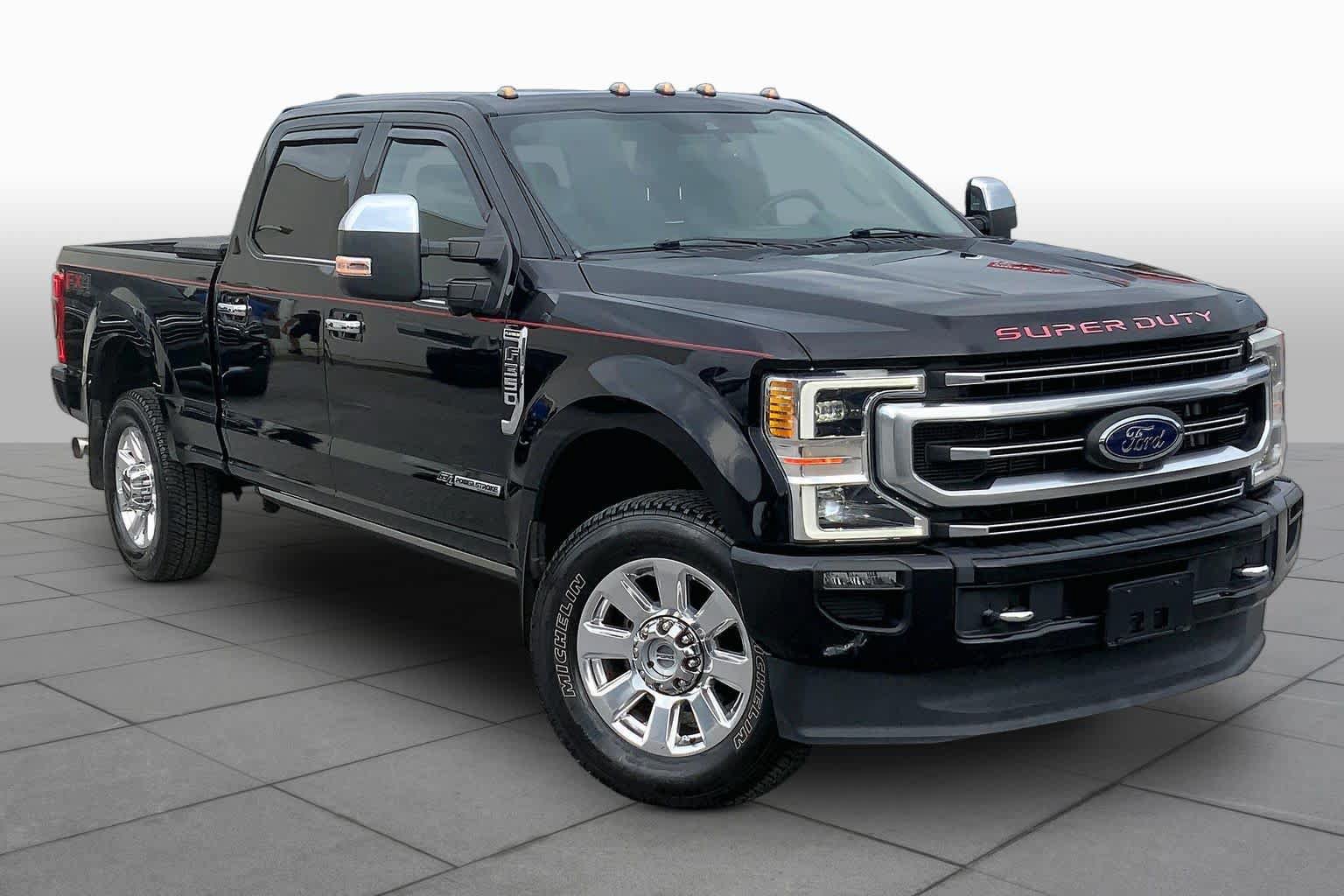 Certified 2021 Ford F350 Platinum AWD/4WD image 3