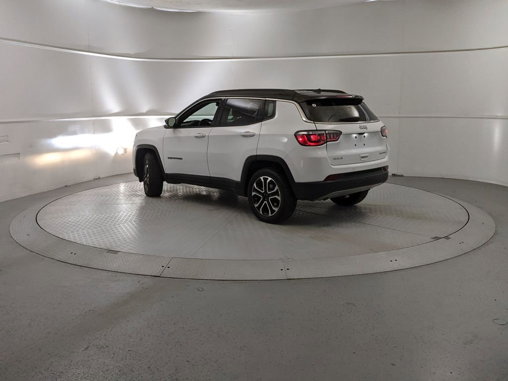 Used 2024 Jeep Compass Limited image 4