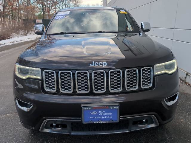 Used 2017 Jeep Grand Cherokee Overland image 3