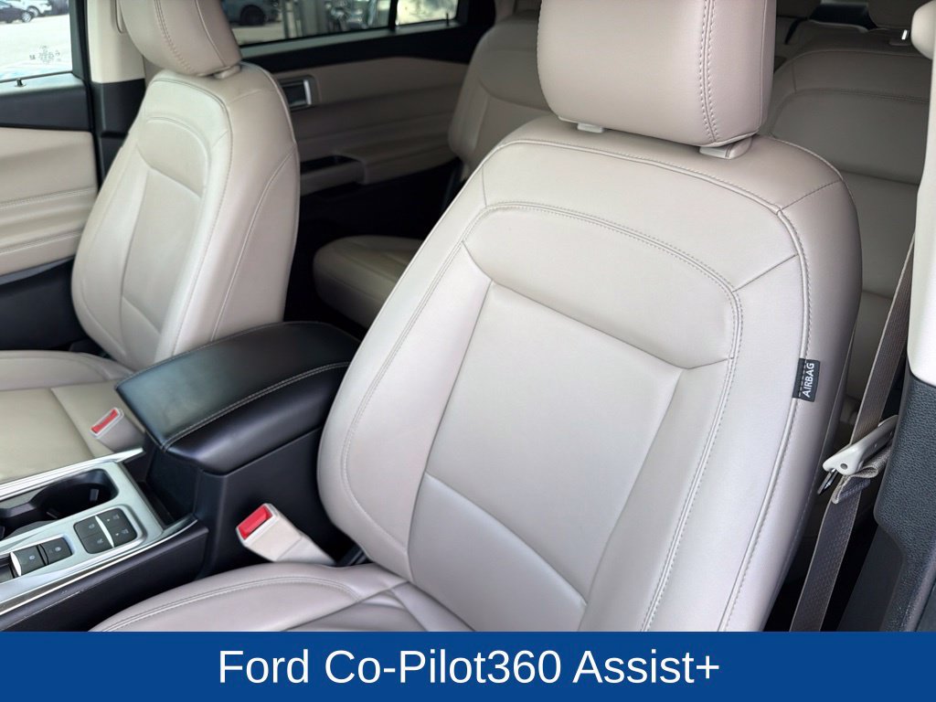 Certified 2023 Ford Explorer XLT w/ Equipment Group 202A RWD image 21