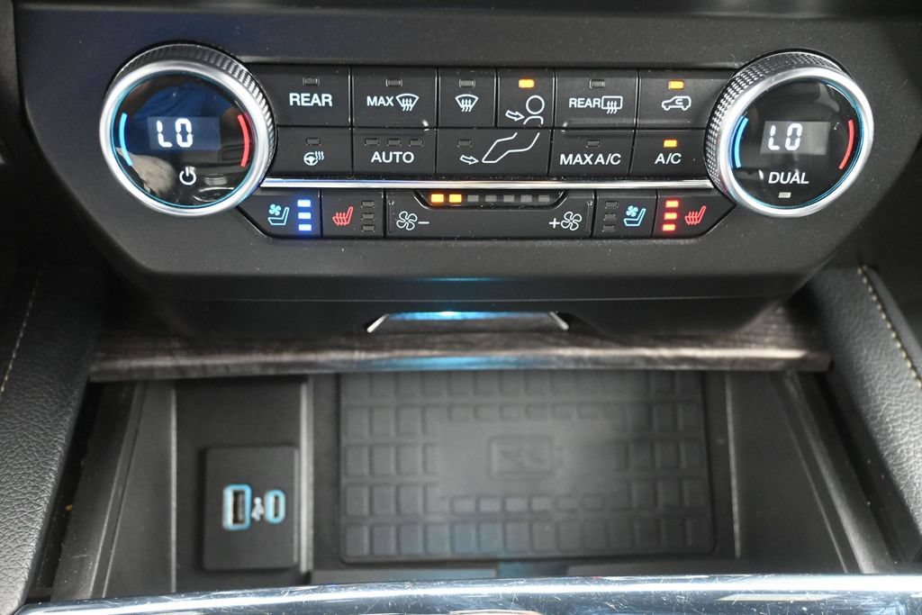 Certified 2021 Ford Expedition Limited AWD/4WD image 14