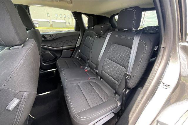 Certified 2025 Ford Escape Active FWD image 17