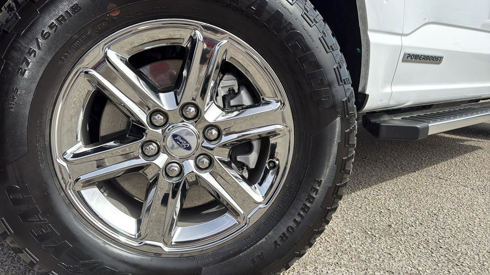 Certified 2025 Ford F150 XLT w/ Equipment Group 301A Standard image 9