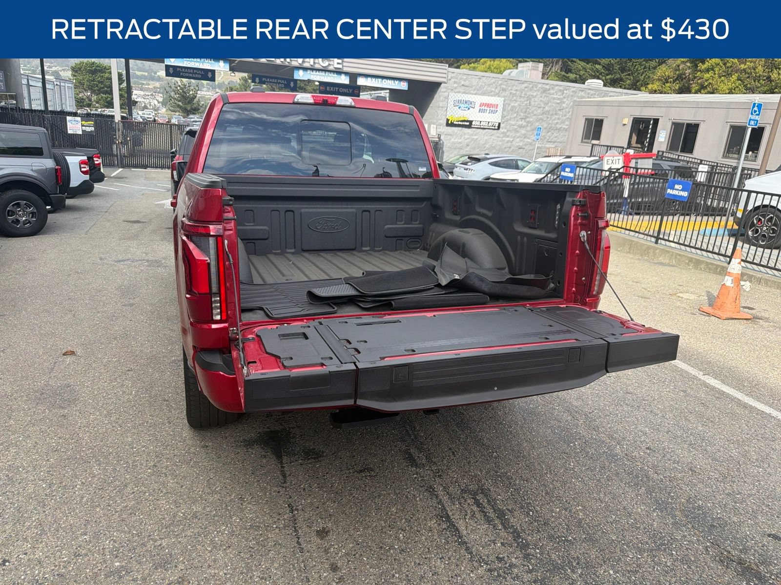 Certified 2025 Ford F150 Platinum w/ Equipment Group 702A High AWD/4WD image 11