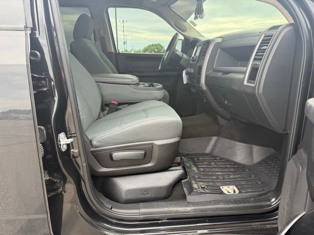 Used 2017 RAM 1500 Express w/ Black Ram 1500 Express Group AWD/4WD image 10