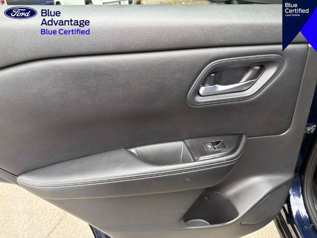 Used 2024 Nissan Rogue SV FWD image 11
