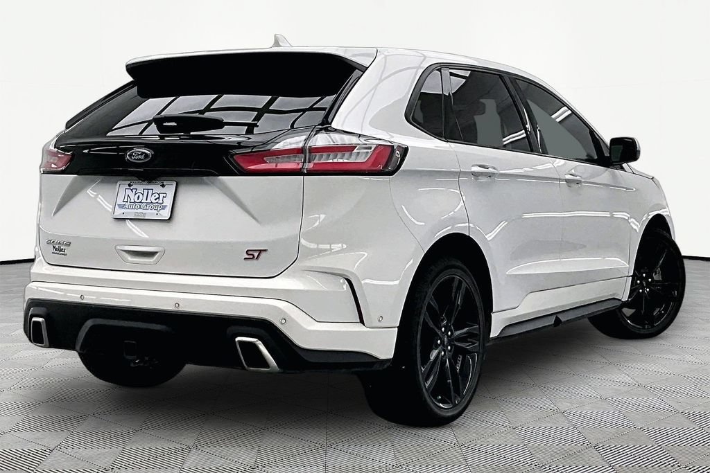 Certified 2020 Ford Edge ST w/ Equipment Group 401A AWD/4WD image 2