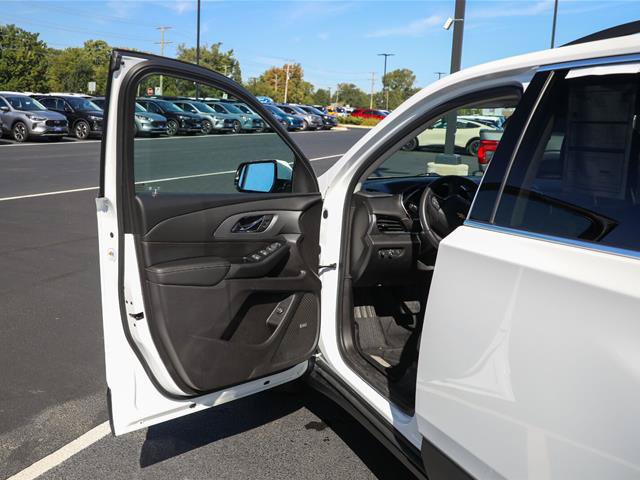 Used 2019 Chevrolet Traverse LT w/ LT Premium Package AWD/4WD image 21