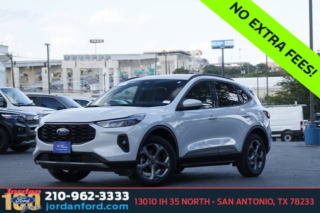 Certified 2025 Ford Escape ST-Line Select AWD/4WD image 1