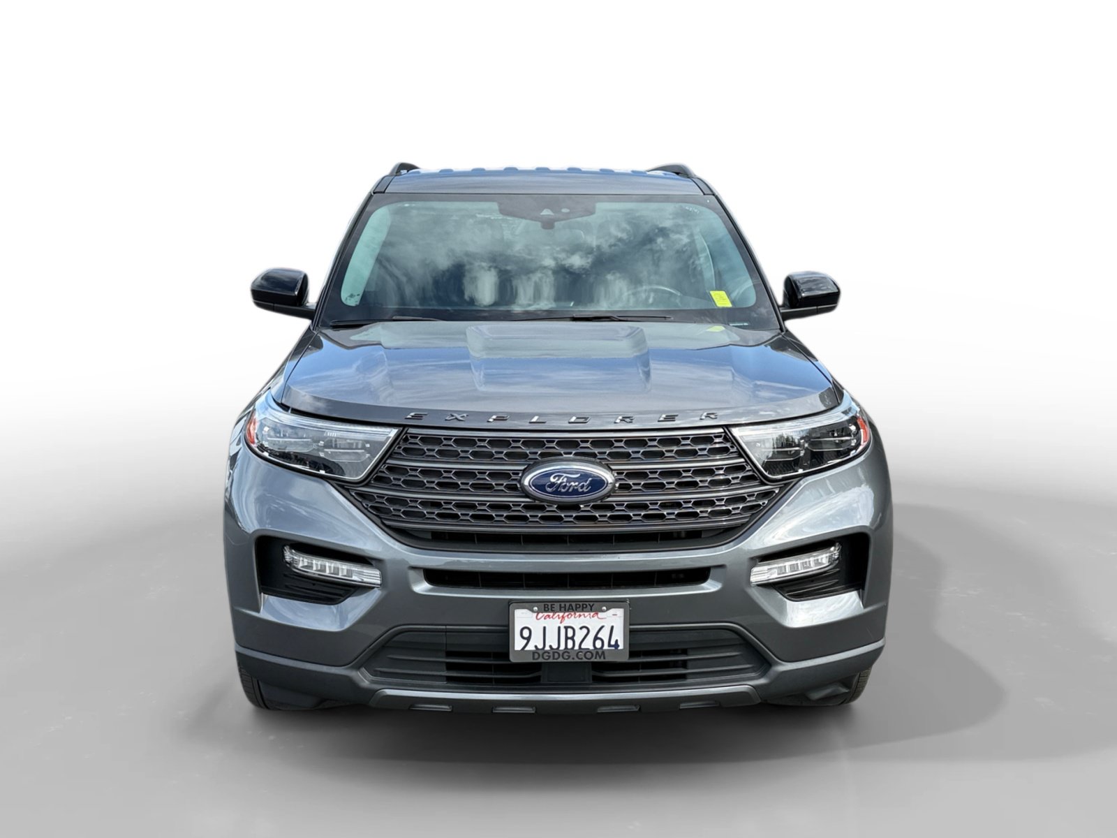 Certified 2023 Ford Explorer XLT w/ Equipment Group 202A RWD image 8