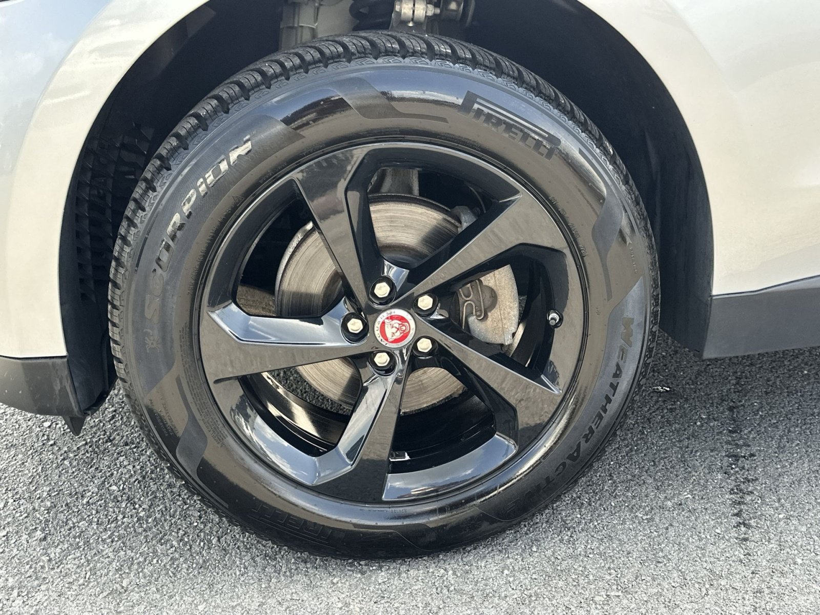 Used 2020 Jaguar F-PACE Premium AWD/4WD image 20