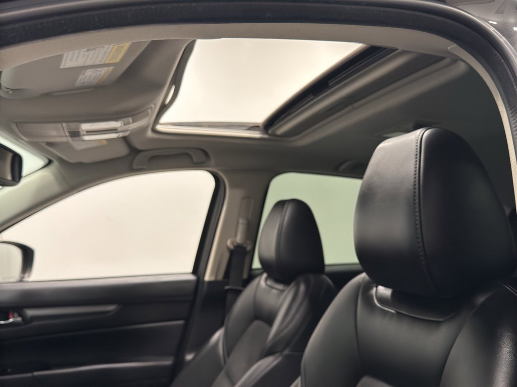 Used 2019 MAZDA CX-5 Touring image 29