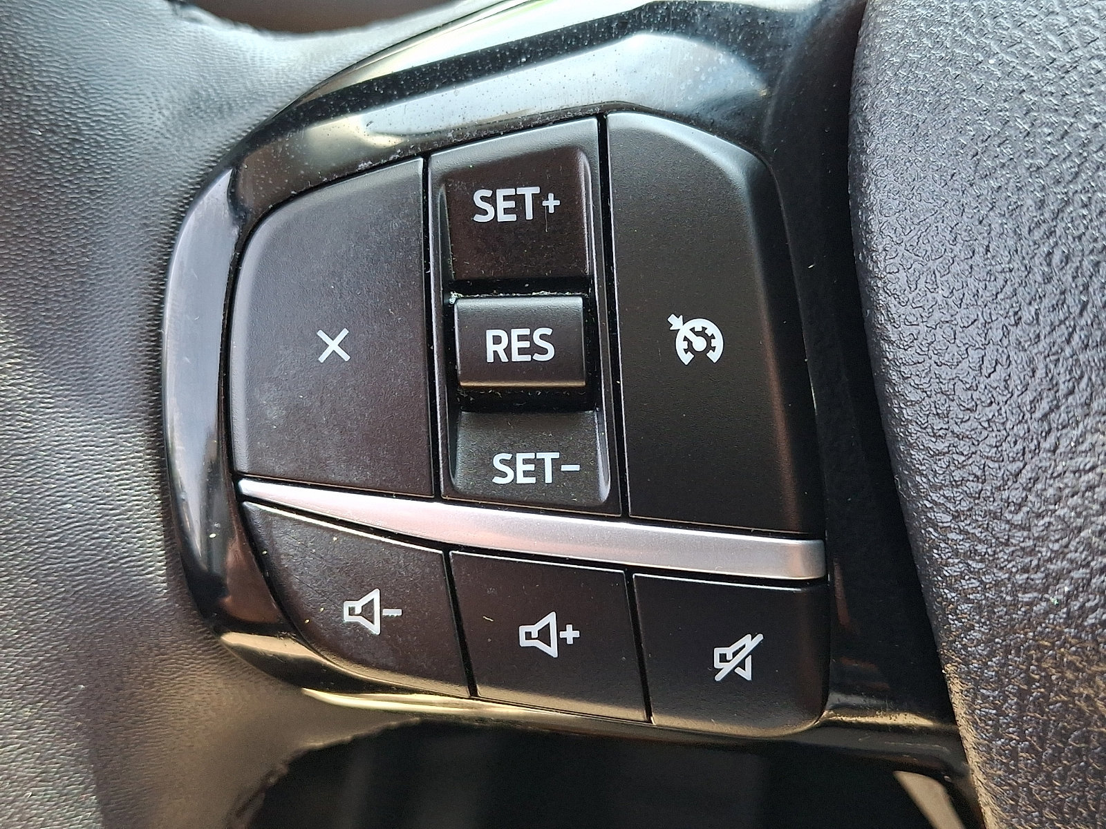 Certified 2022 Ford Escape SE w/ SE Sport Appearance Package AWD/4WD image 22