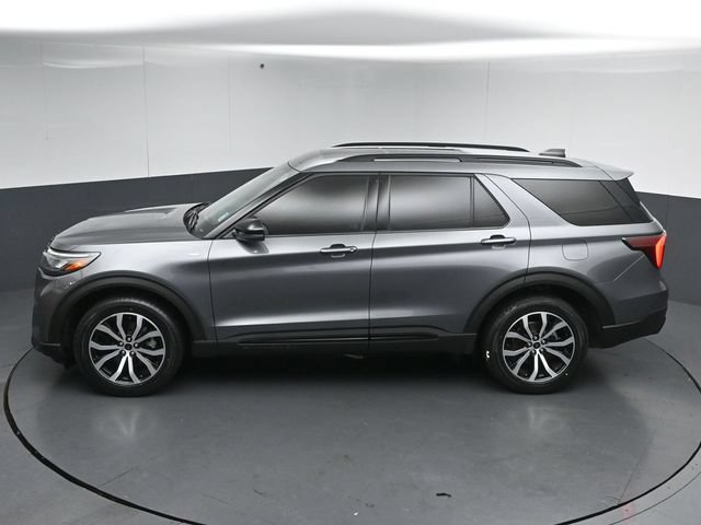 Certified 2025 Ford Explorer ST-Line AWD/4WD image 53