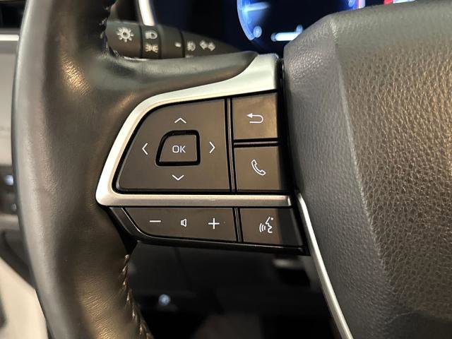 Used 2023 Toyota Highlander L image 20