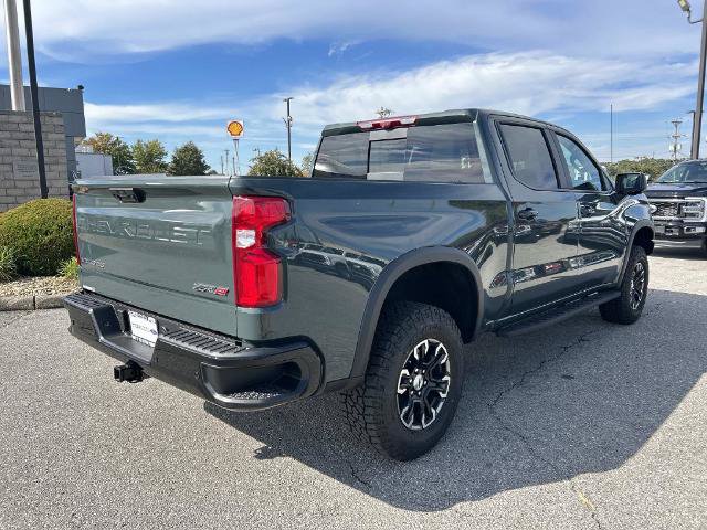 Used 2025 Chevrolet Silverado 1500 ZR2 w/ Technology Package AWD/4WD image 4
