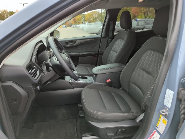 Certified 2024 Ford Escape Active AWD/4WD image 27