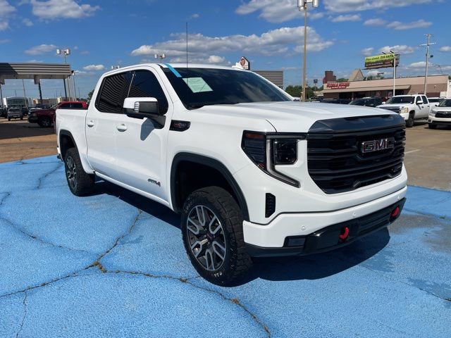 Used 2024 GMC Sierra 1500 AT4 w/ Technology Package AWD/4WD image 11