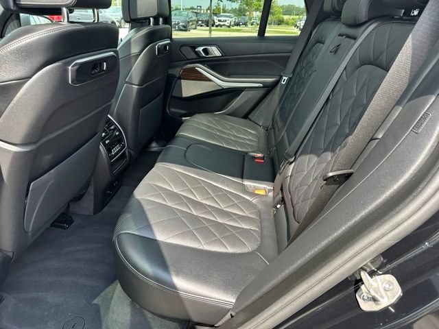 Used 2025 BMW X5 xDrive40i AWD/4WD image 14