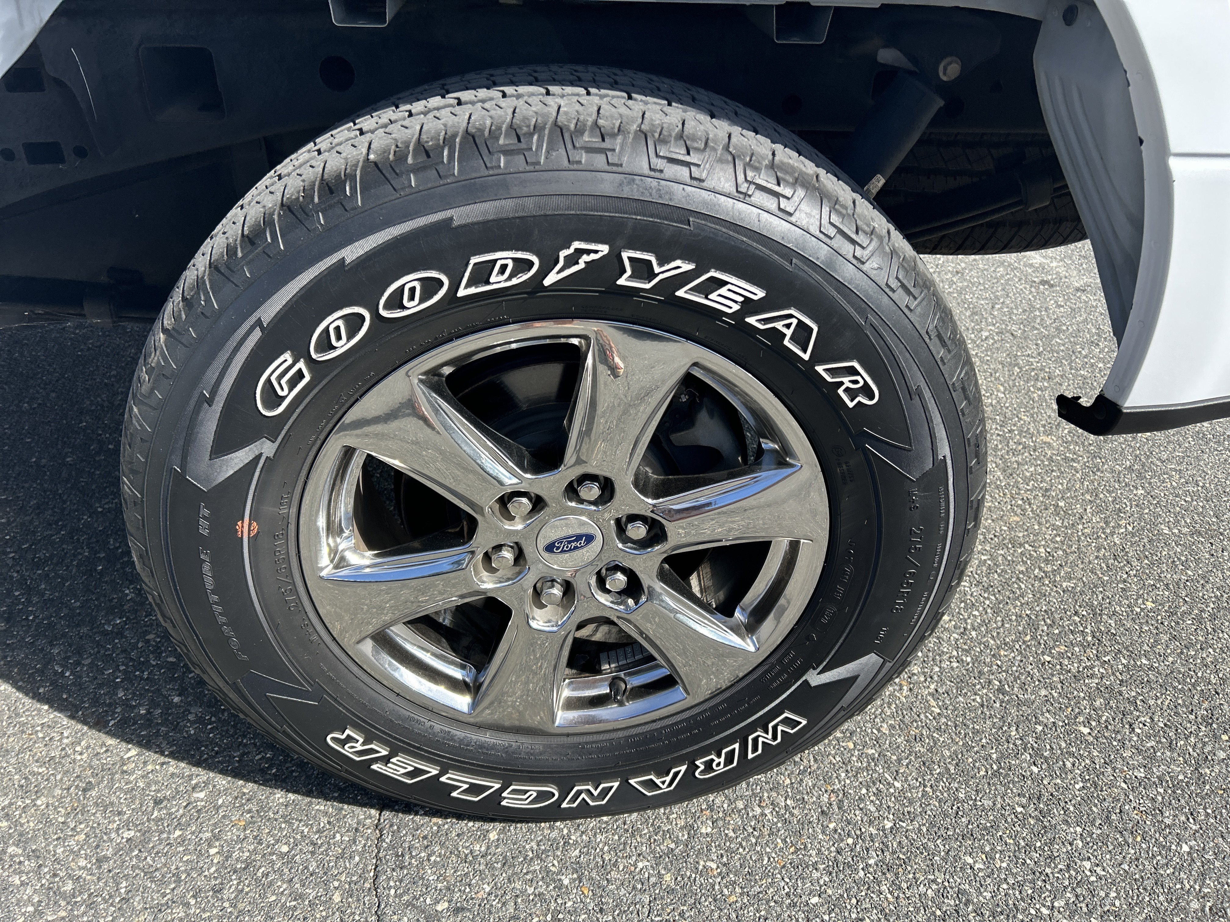 Certified 2020 Ford F150 XLT w/ Equipment Group 302A Luxury AWD/4WD image 17