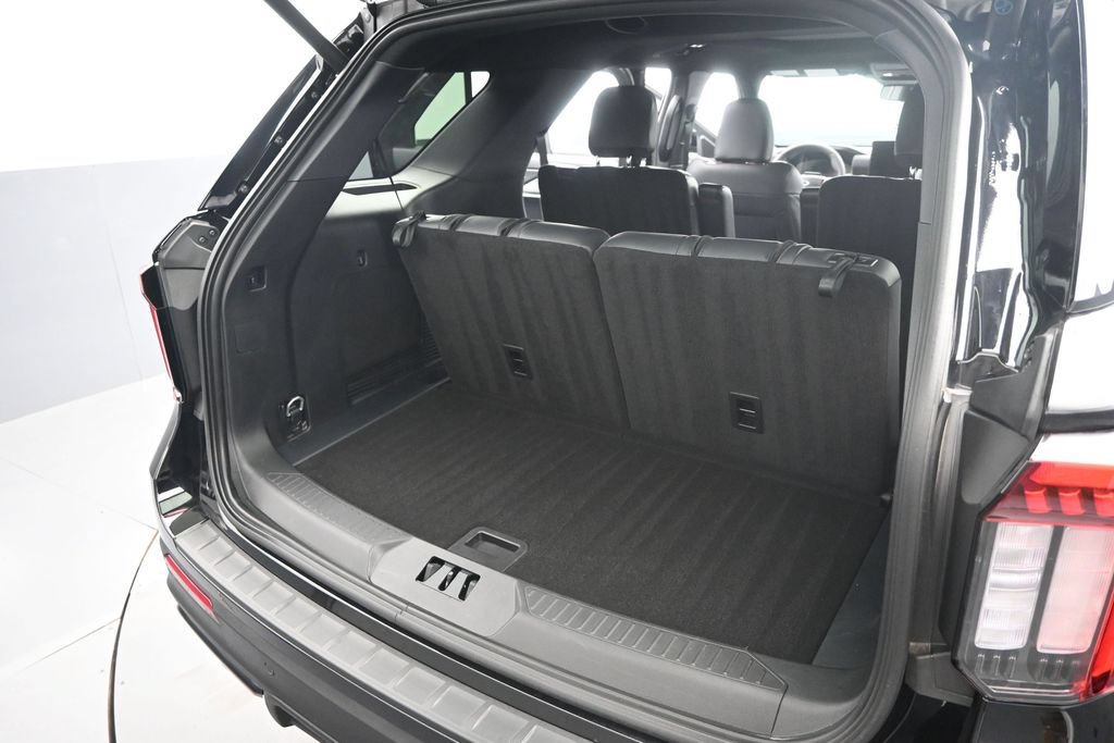 Certified 2026 Ford Explorer ST AWD/4WD image 14