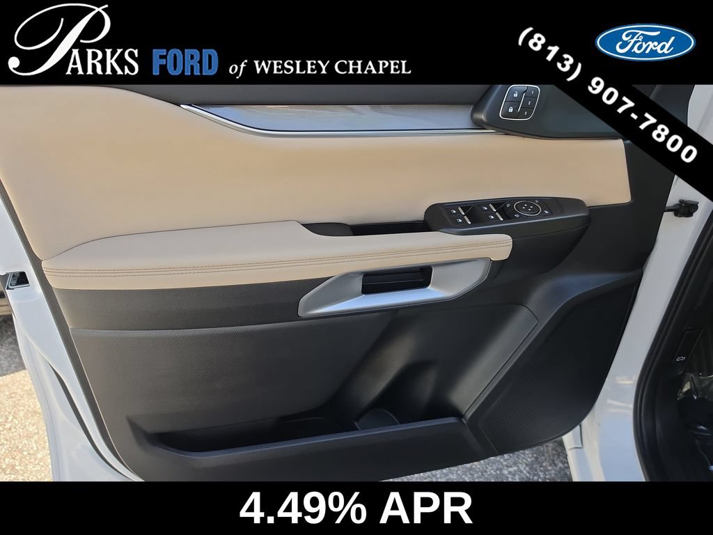 Certified 2025 Ford Ranger Lariat w/ Chrome Accent Package RWD image 16