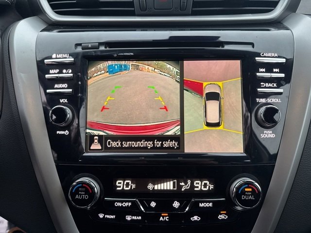 Used 2020 Nissan Murano SL w/ Moonroof Package image 17