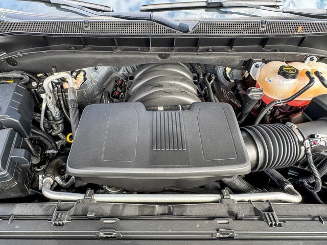 Used 2024 Chevrolet Tahoe Z71 w/ Z71 Off-Road Package AWD/4WD image 37