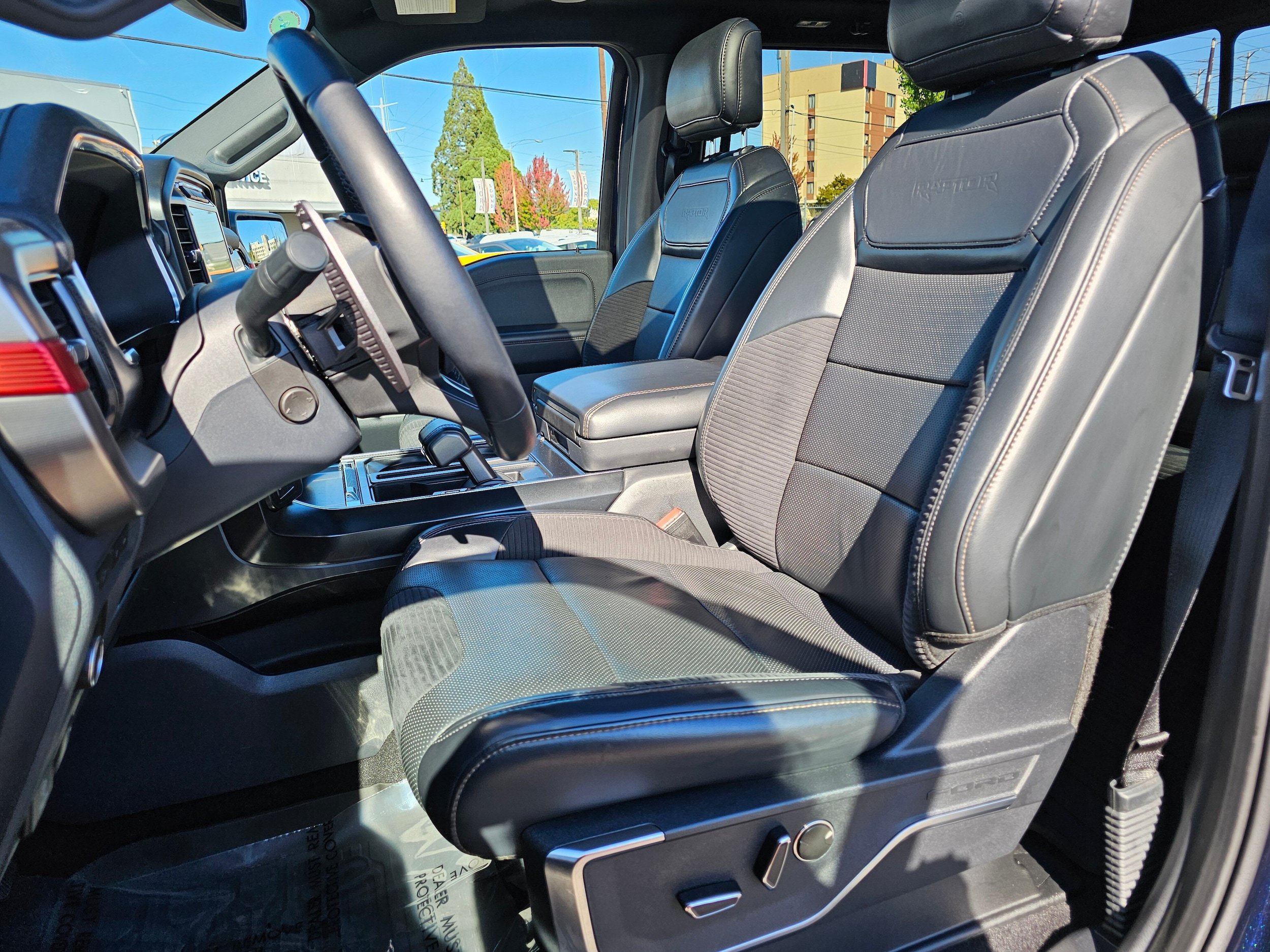 Certified 2023 Ford F150 Raptor w/ Raptor Carbon Fiber Package AWD/4WD image 23