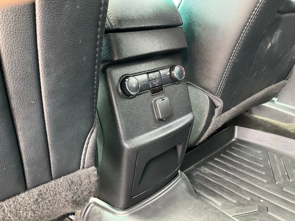 Certified 2017 Ford Explorer XLT w/ Equipment Group 202A image 21