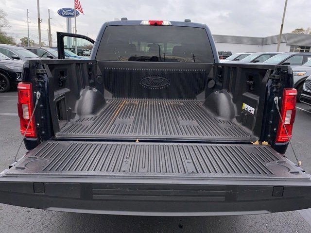 Certified 2022 Ford F150 XLT w/ Equipment Group 302A High image 26