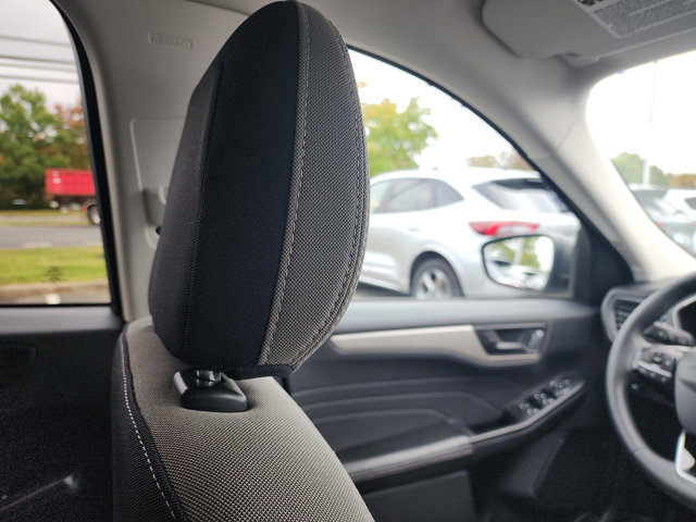 Certified 2022 Ford Escape SE w/ Convenience Package image 13