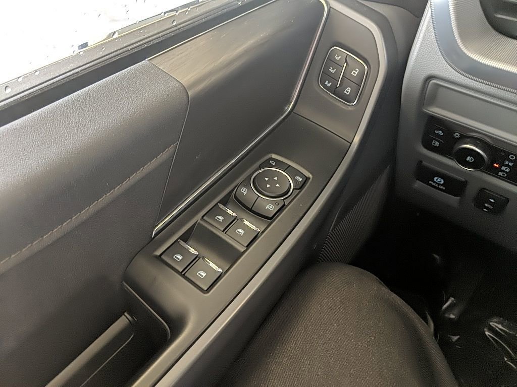 Certified 2025 Ford F150 Lariat w/ Equipment Group 501A Mid AWD/4WD image 30