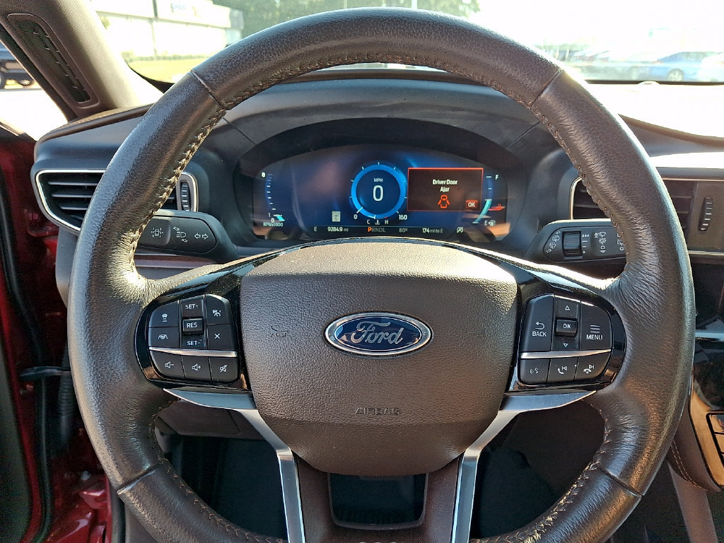 Certified 2024 Ford Explorer King Ranch w/ Technology Package AWD/4WD image 19