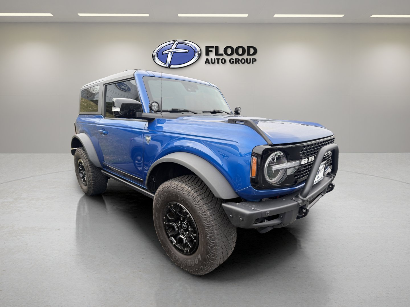 Certified 2021 Ford Bronco First Edition AWD/4WD image 2