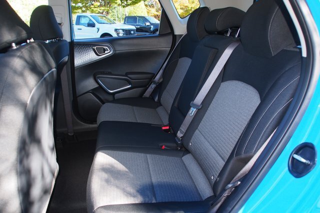 Used 2025 Kia Soul EX FWD image 19