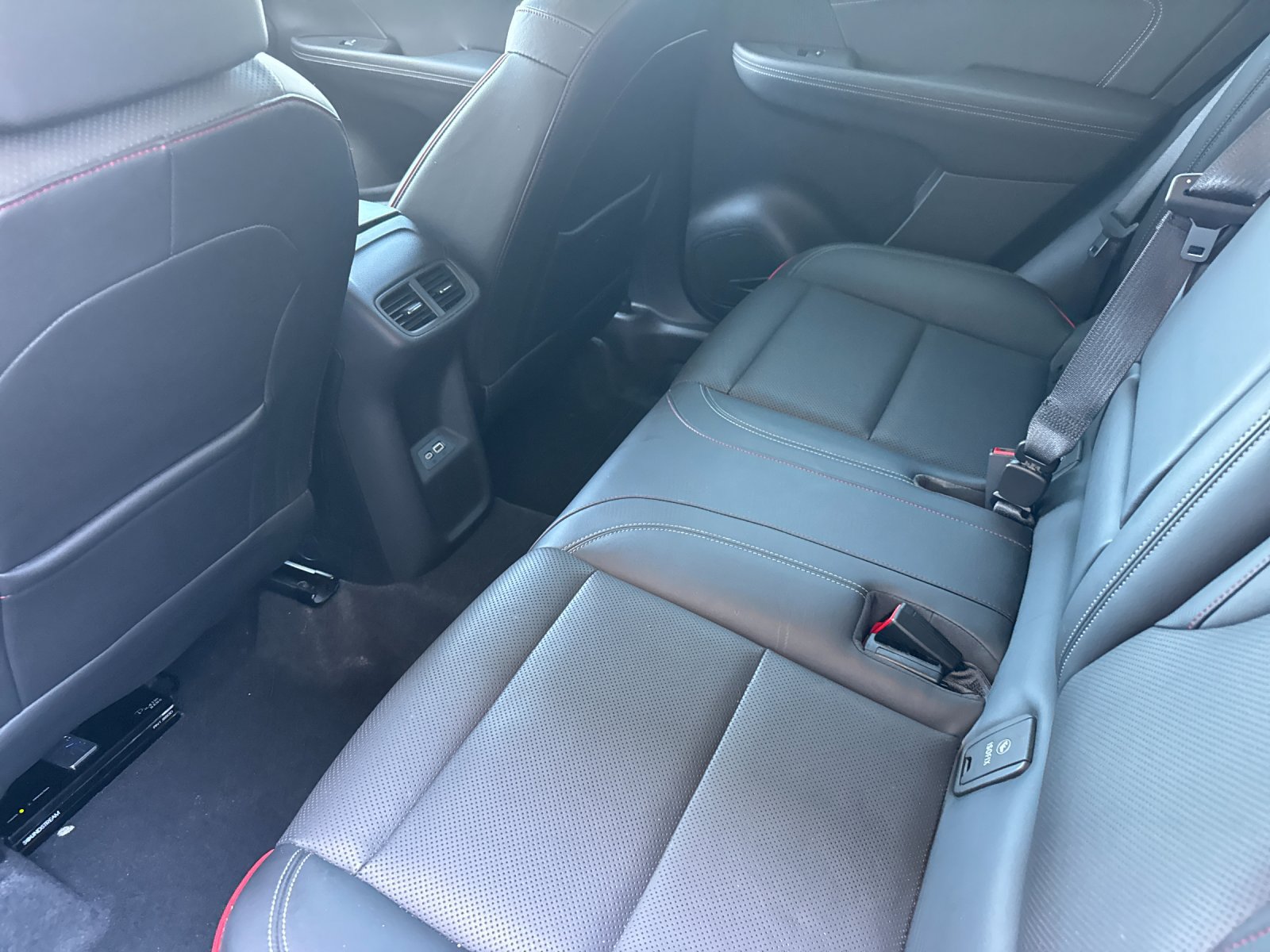 Used 2022 Buick Envision Essence w/ Sport Touring Package FWD image 13