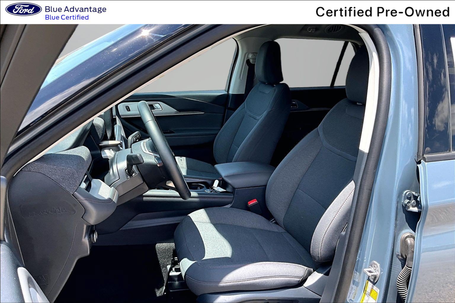 Certified 2025 Ford Explorer Active AWD/4WD image 16