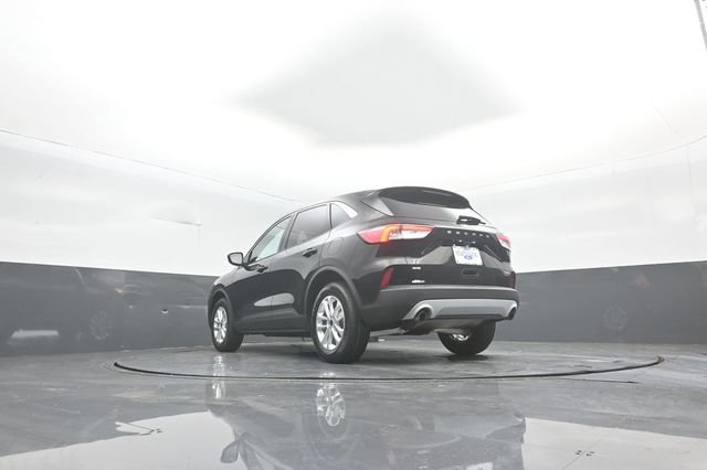 Certified 2020 Ford Escape SE AWD/4WD image 37