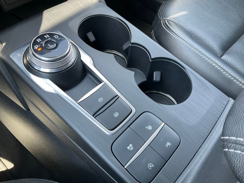 Certified 2021 Ford Escape Titanium w/ Class II Trailer Tow Package image 8