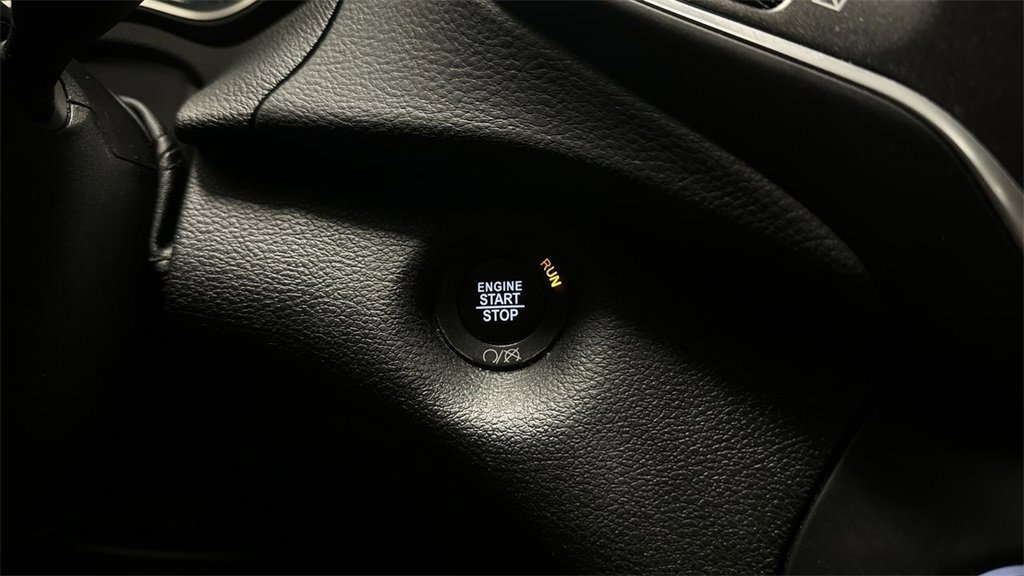 Used 2022 Jeep Cherokee Trailhawk image 36