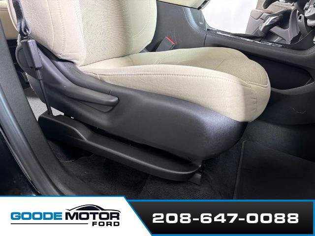 Used 2023 Chevrolet Traverse LT AWD/4WD image 25